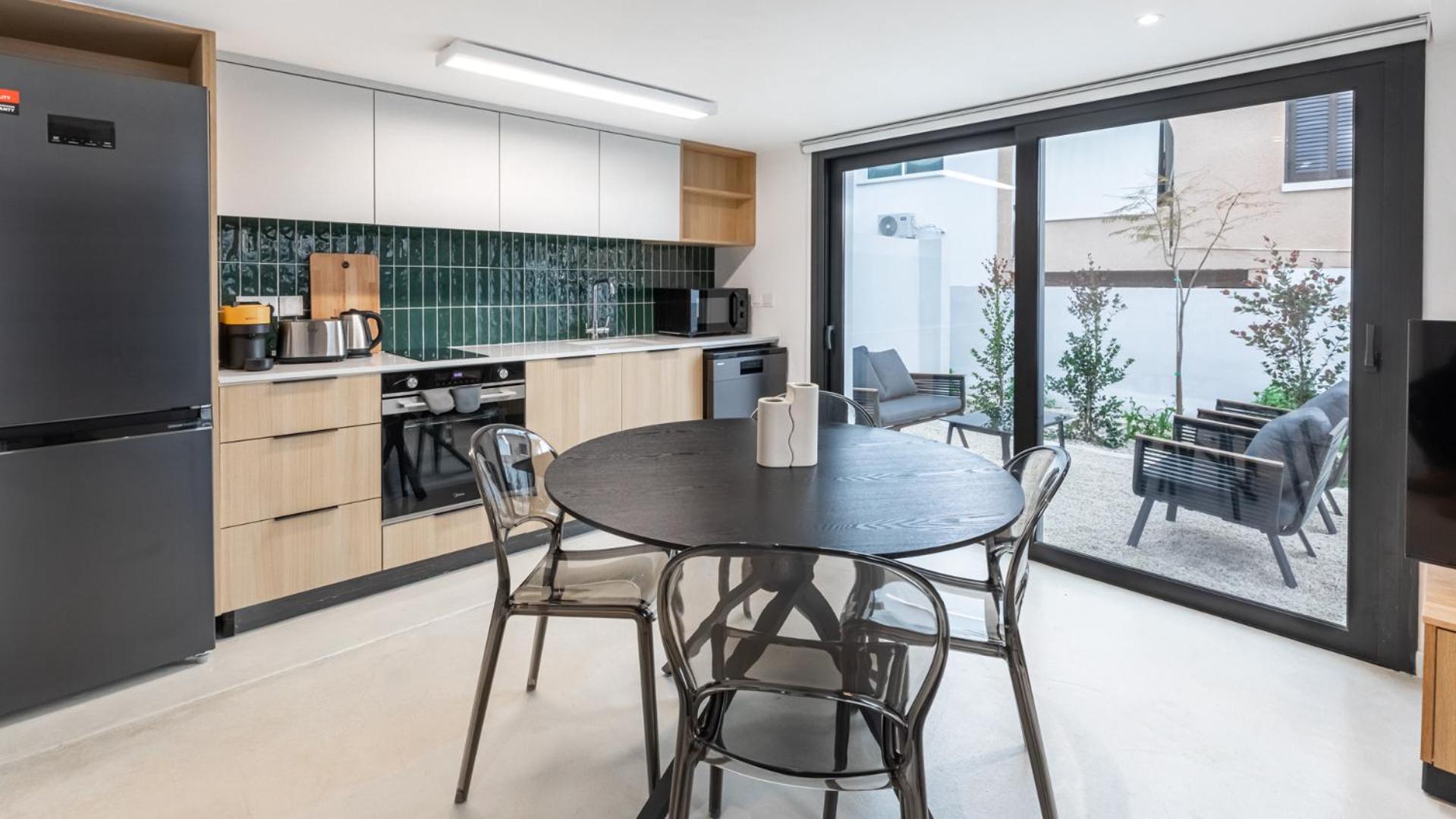 Nilea Court III Apartments