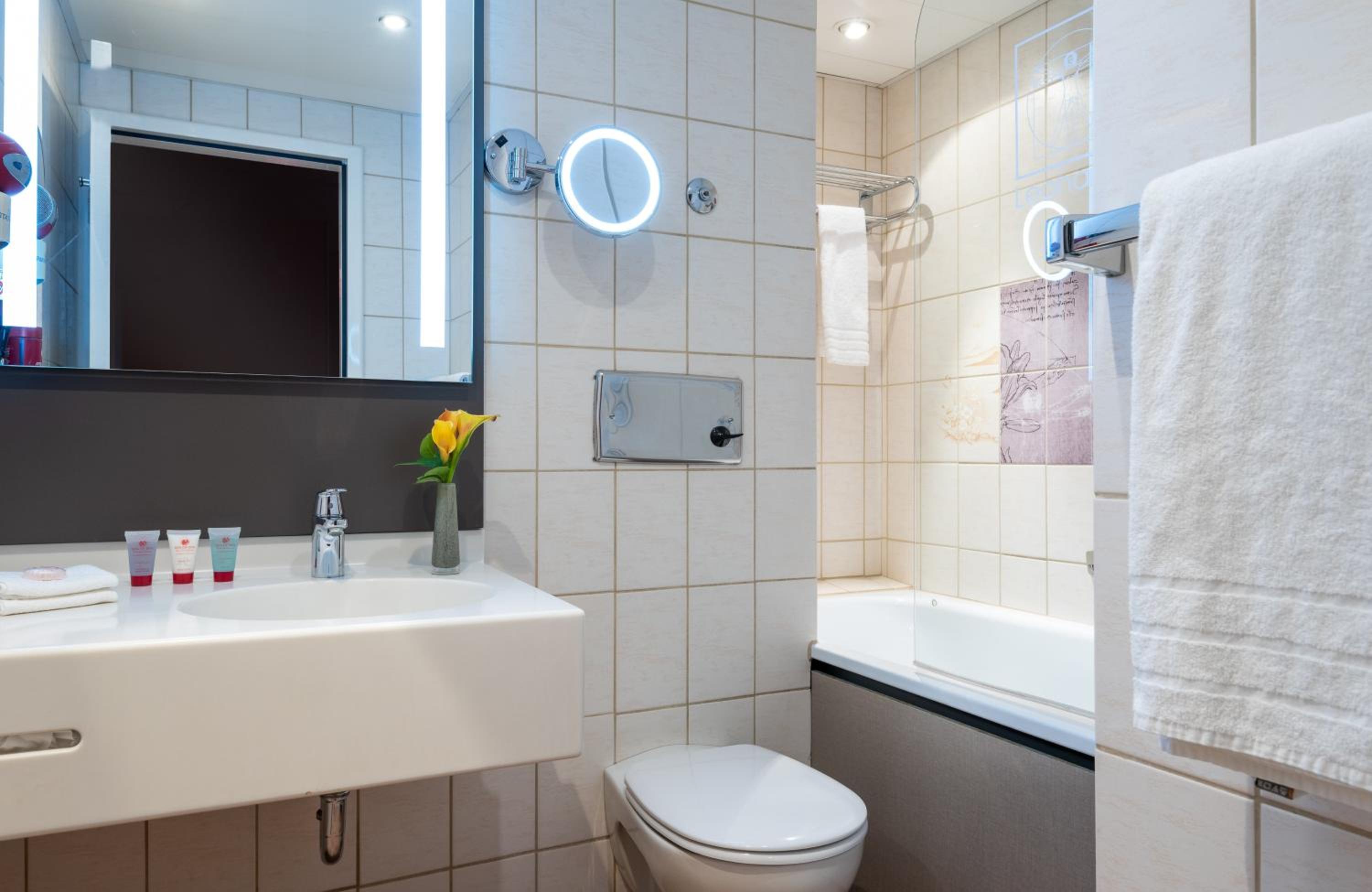 Leonardo Royal Hotel Frankfurt - Property Image 4