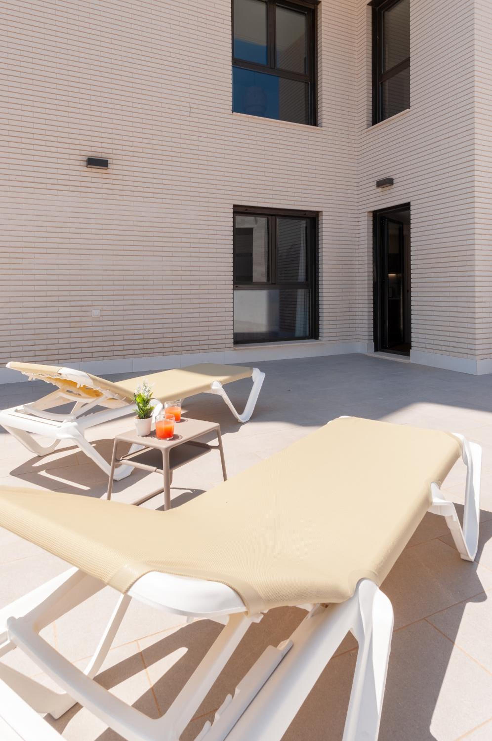 Myflats Mid-Term Alicante Beach