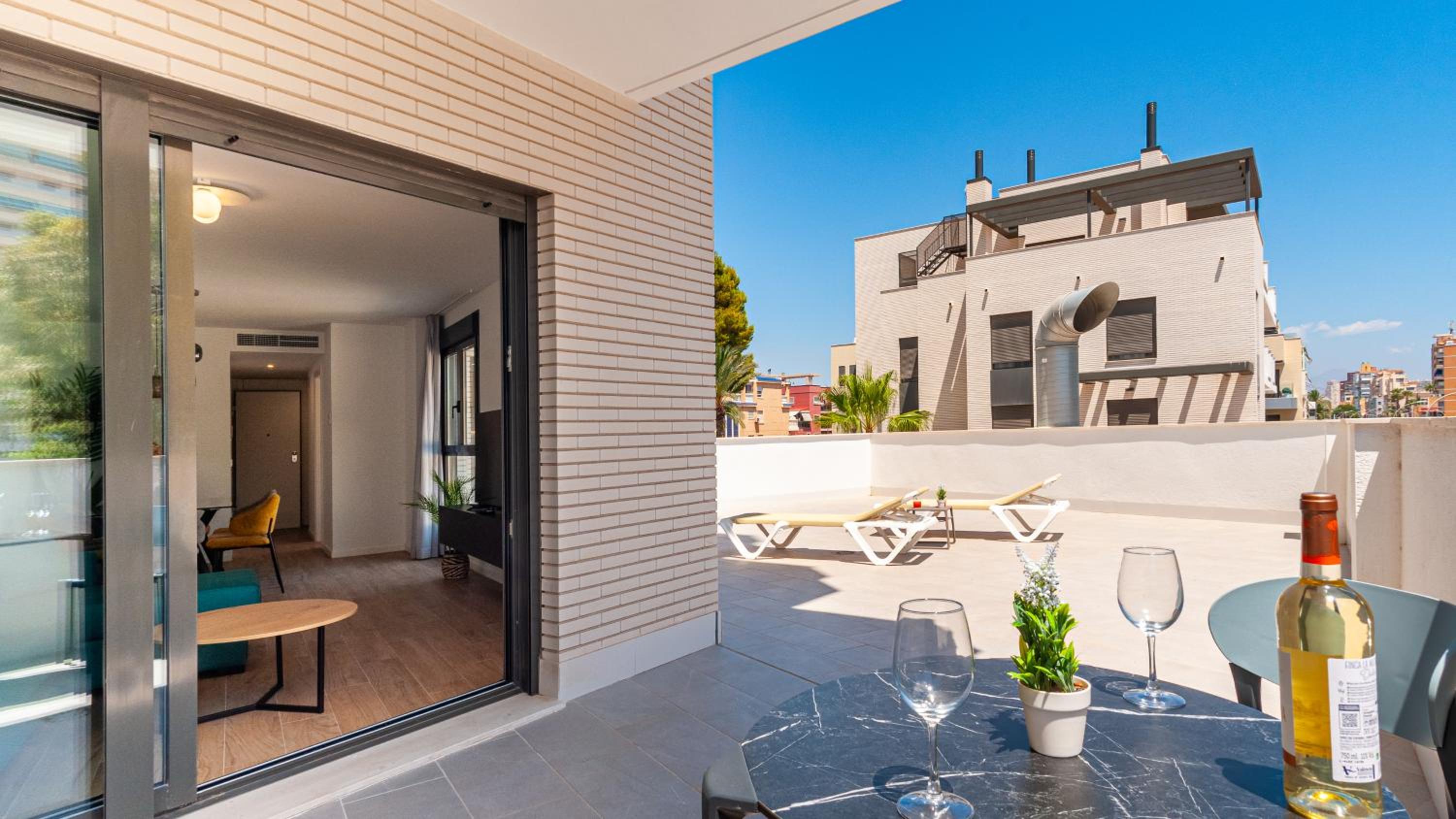 Myflats Mid-Term Alicante Beach