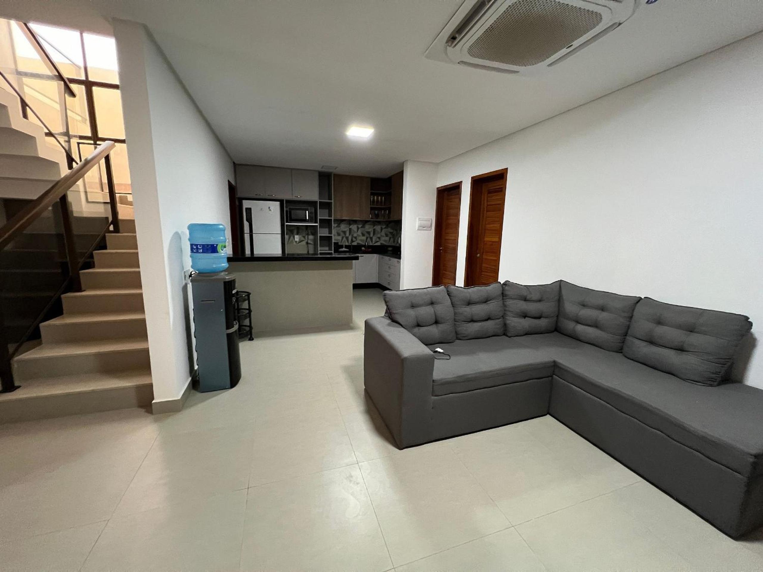 Casa de luxo em condomínio pé na areia com 4 suítes, roftoop com jacuzzi e vista para o mar