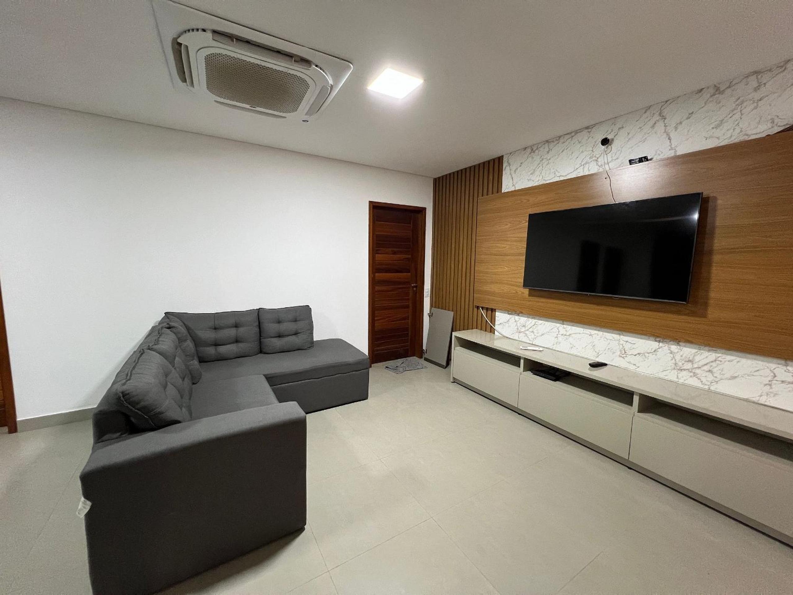 Casa de luxo em condomínio pé na areia com 4 suítes, roftoop com jacuzzi e vista para o mar