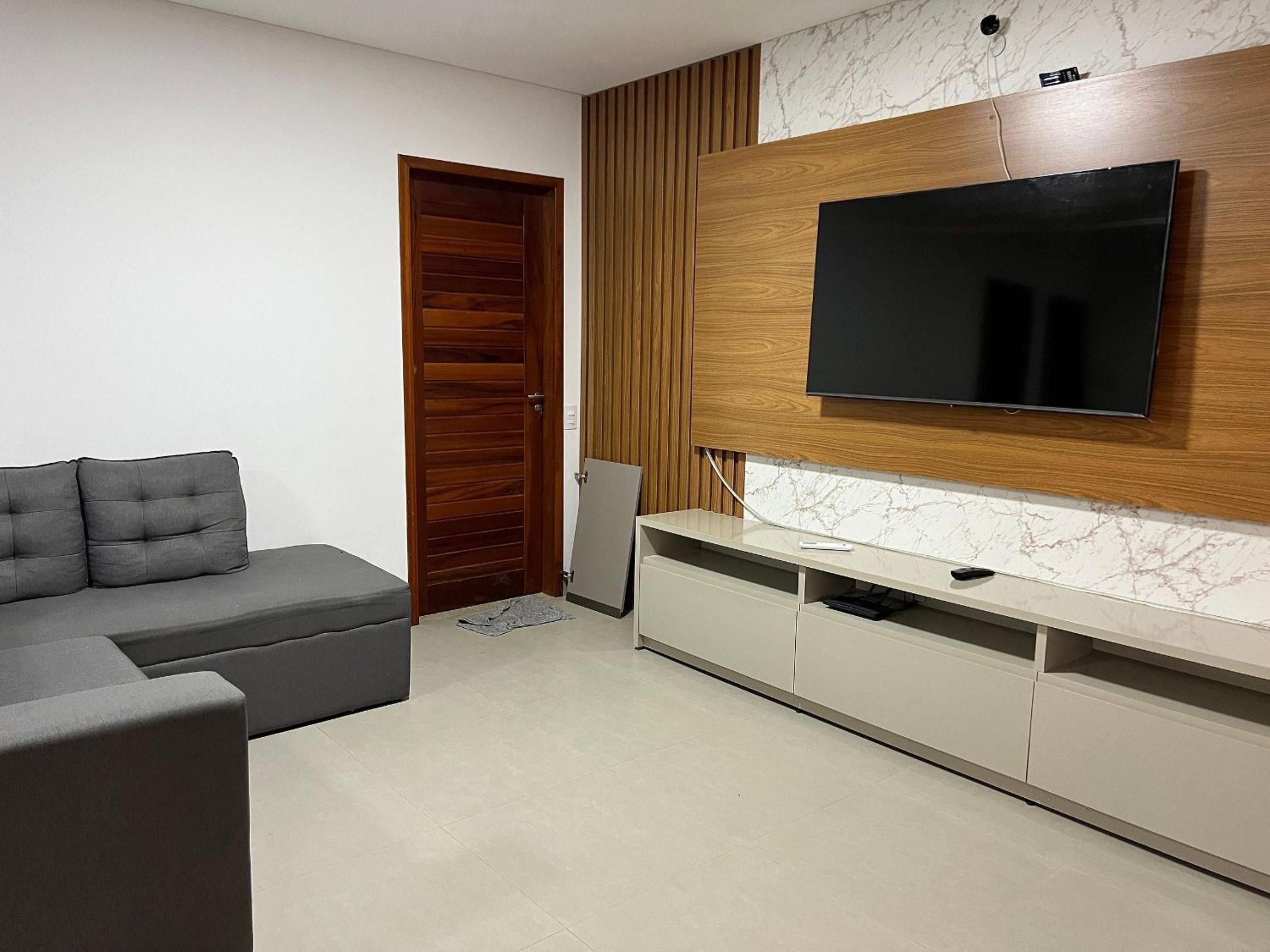 Casa de luxo em condomínio pé na areia com 4 suítes, roftoop com jacuzzi e vista para o mar