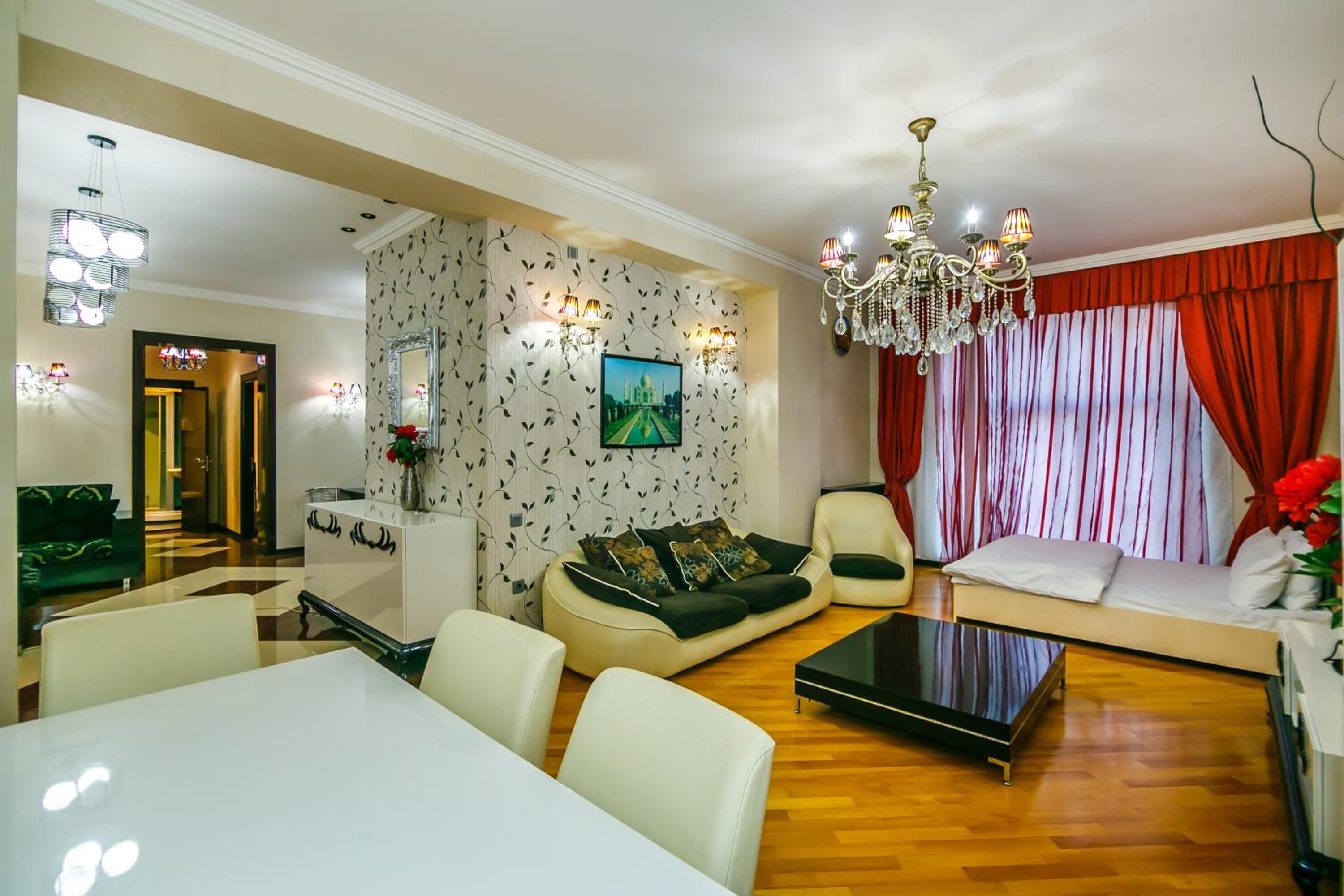 SEA VIEW HOTEL APARTMENT ViP MC DONALD'S