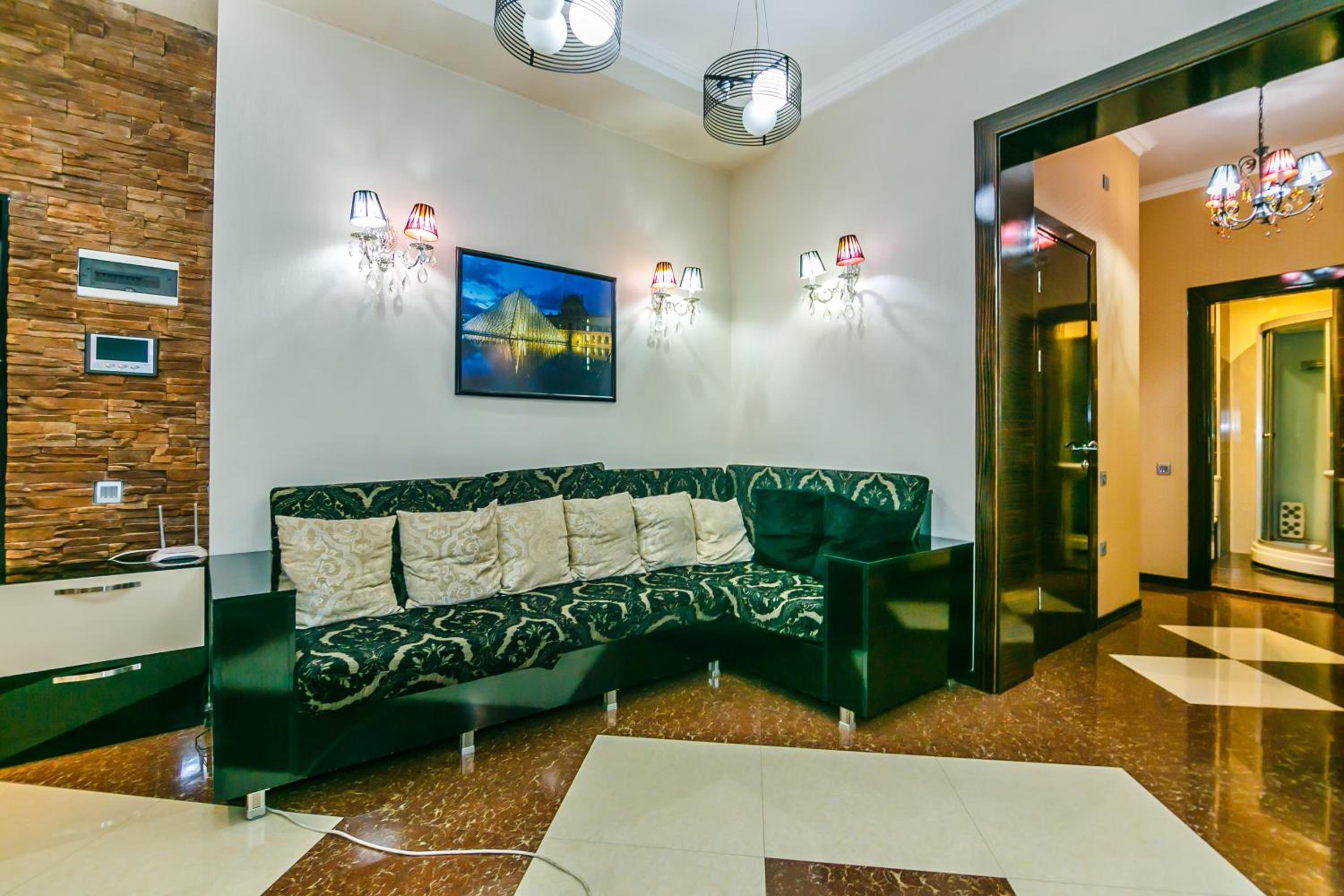 SEA VIEW HOTEL APARTMENT ViP MC DONALD'S