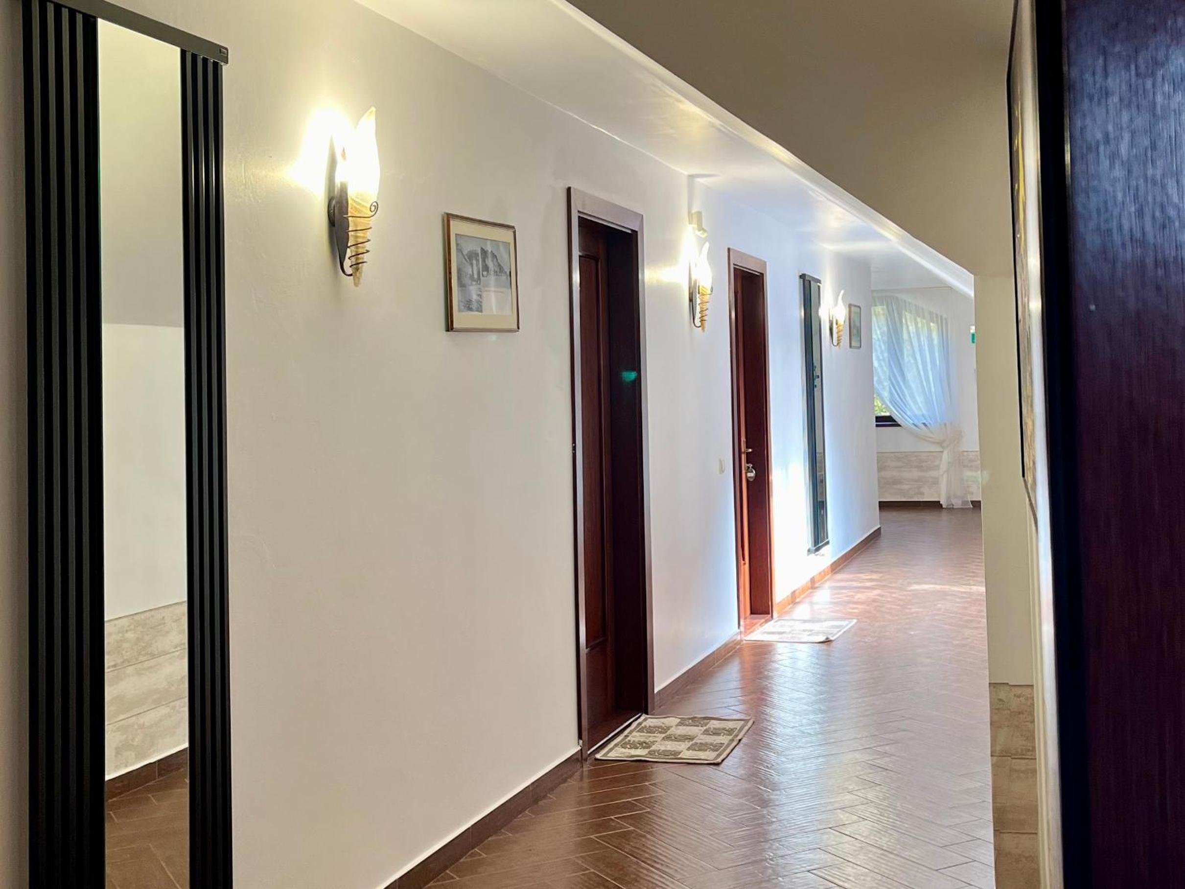Cetățuia - Ultra Central Râșnov Stay & Parking free view 5