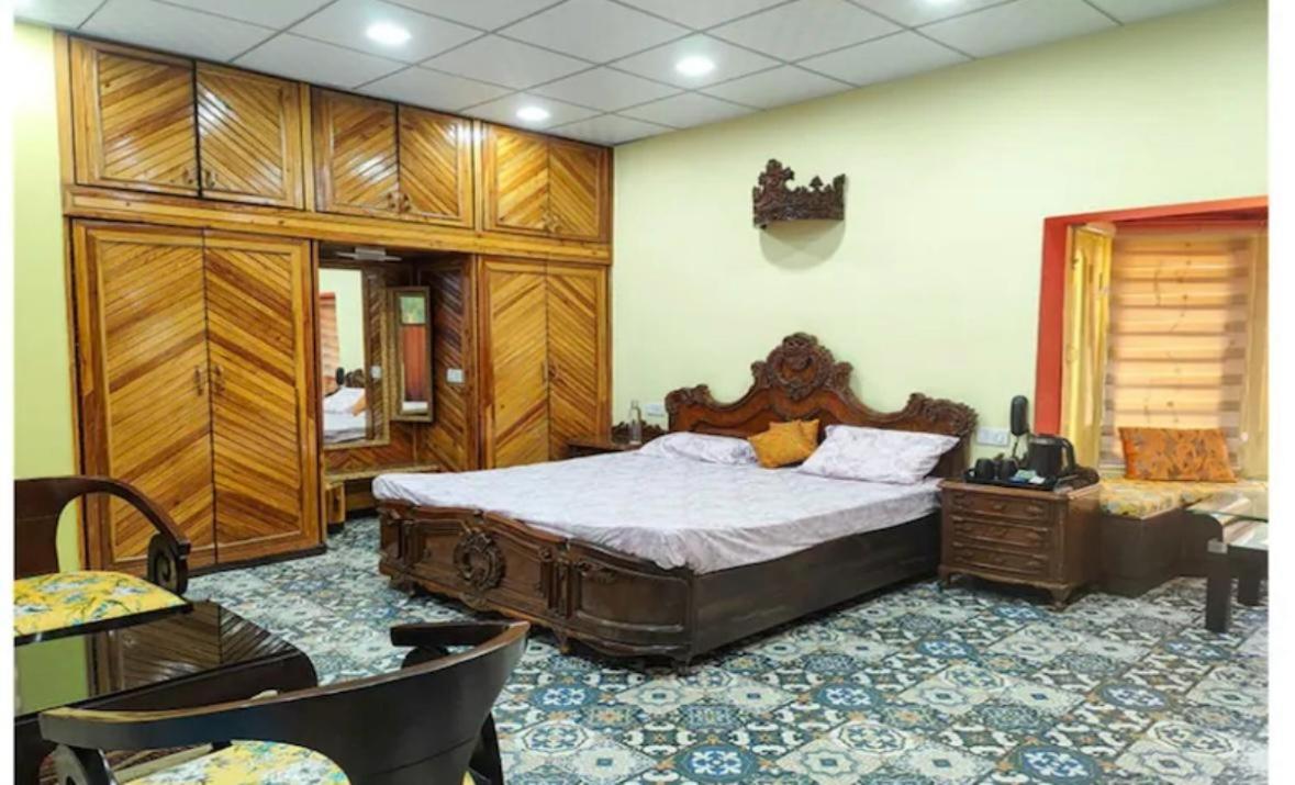 Paravyom homestay