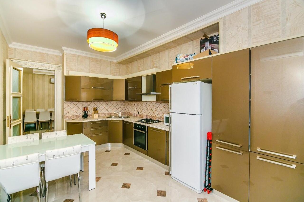 SEA VIEW HOTEL APARTMENT ViP MC DONALD'S