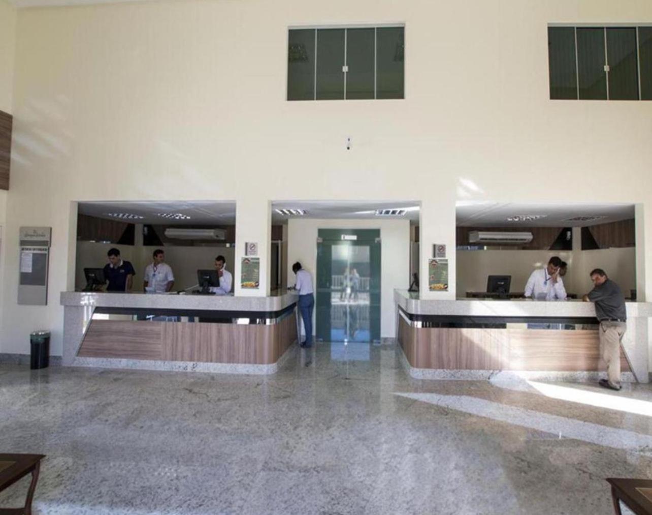 Apto completo no Lacqua di Roma para 5 pessoas com acesso 24h ao parque aquático