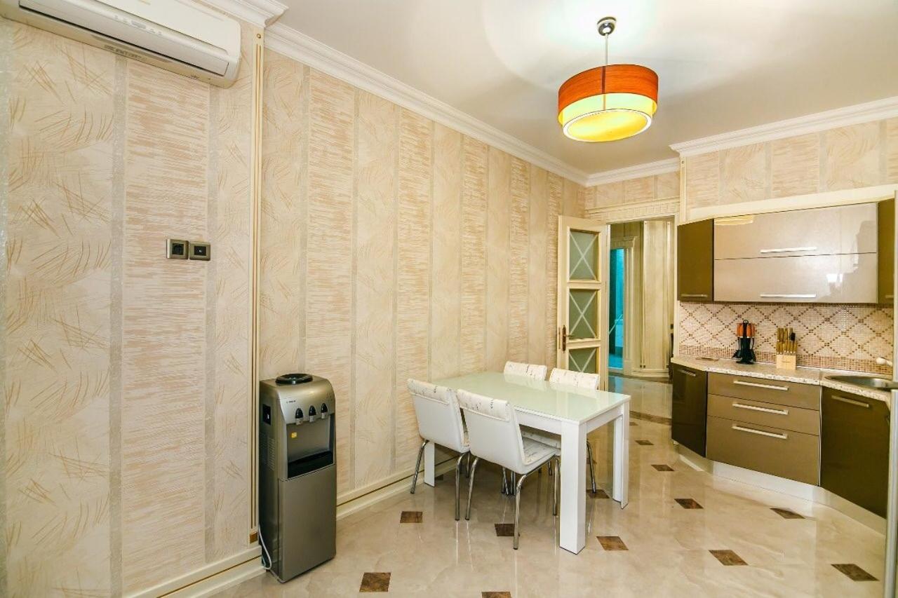 SEA VIEW HOTEL APARTMENT ViP MC DONALD'S
