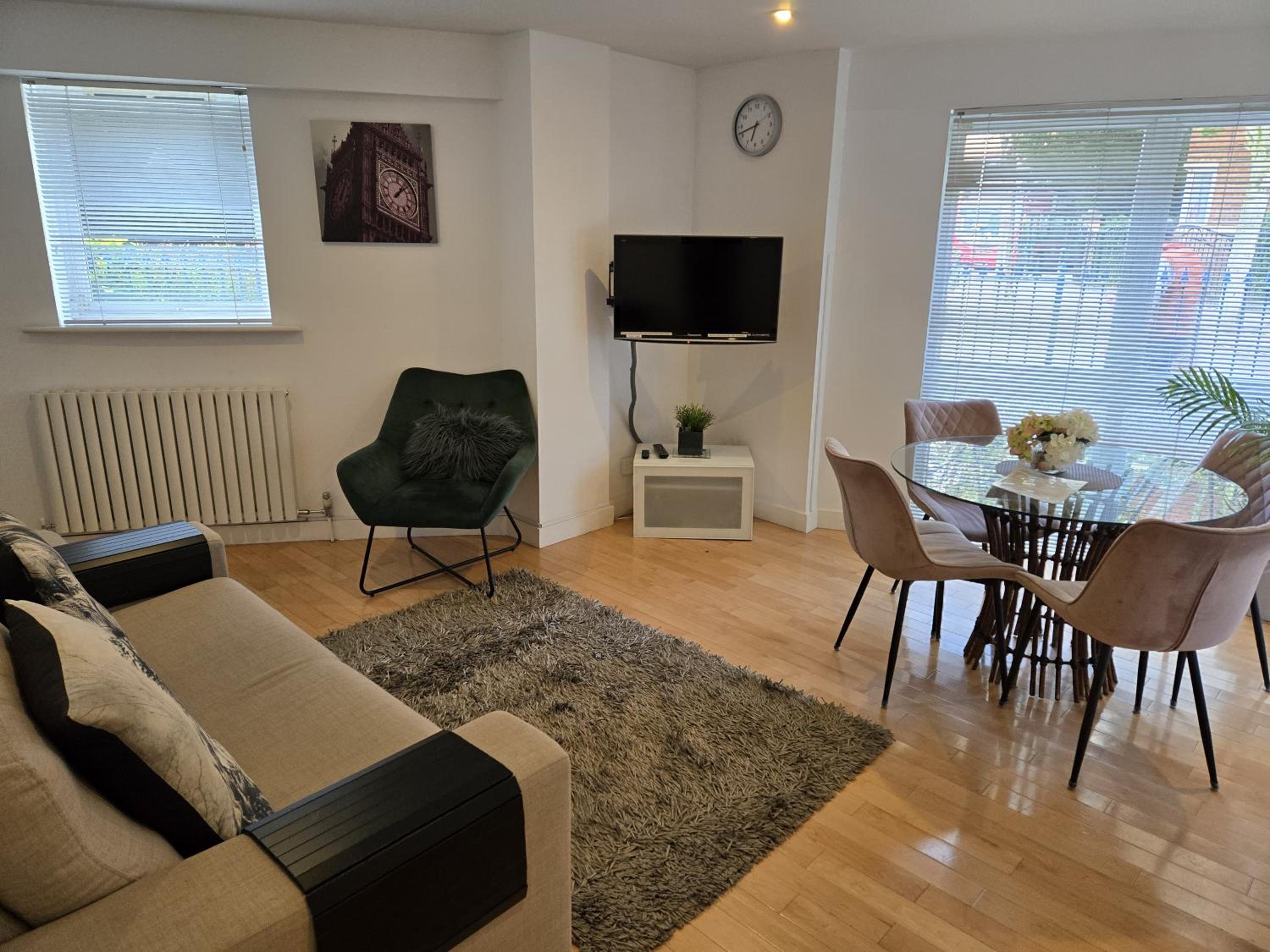 Superior Canary Wharf O2 Arena 2BR Apartment