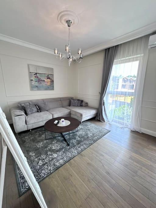 V27 apartment view 3