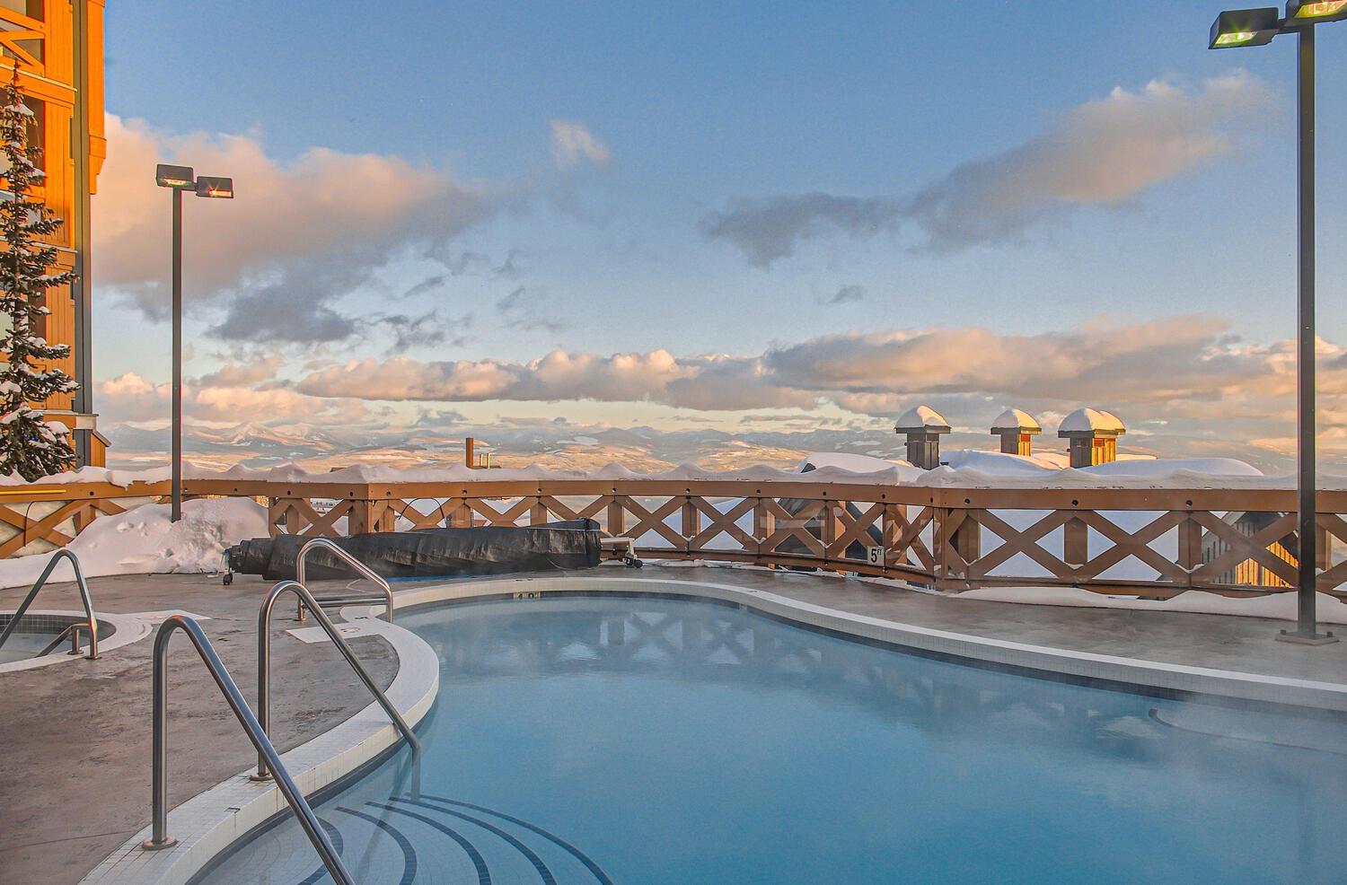 Stonegate Resort Unit C402
