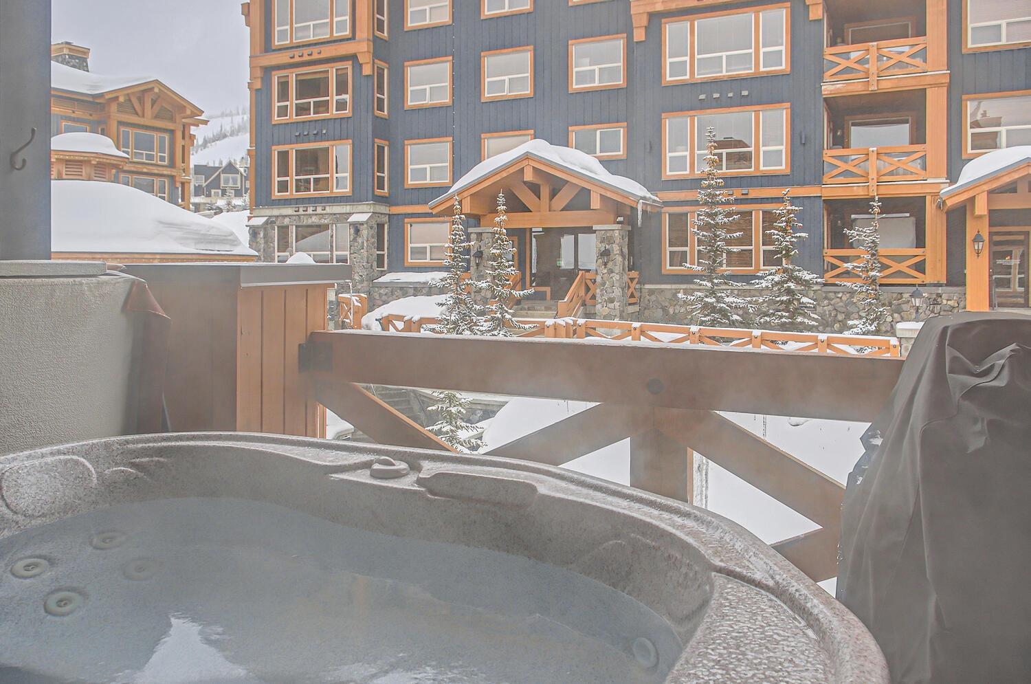 Stonegate Resort Unit C402