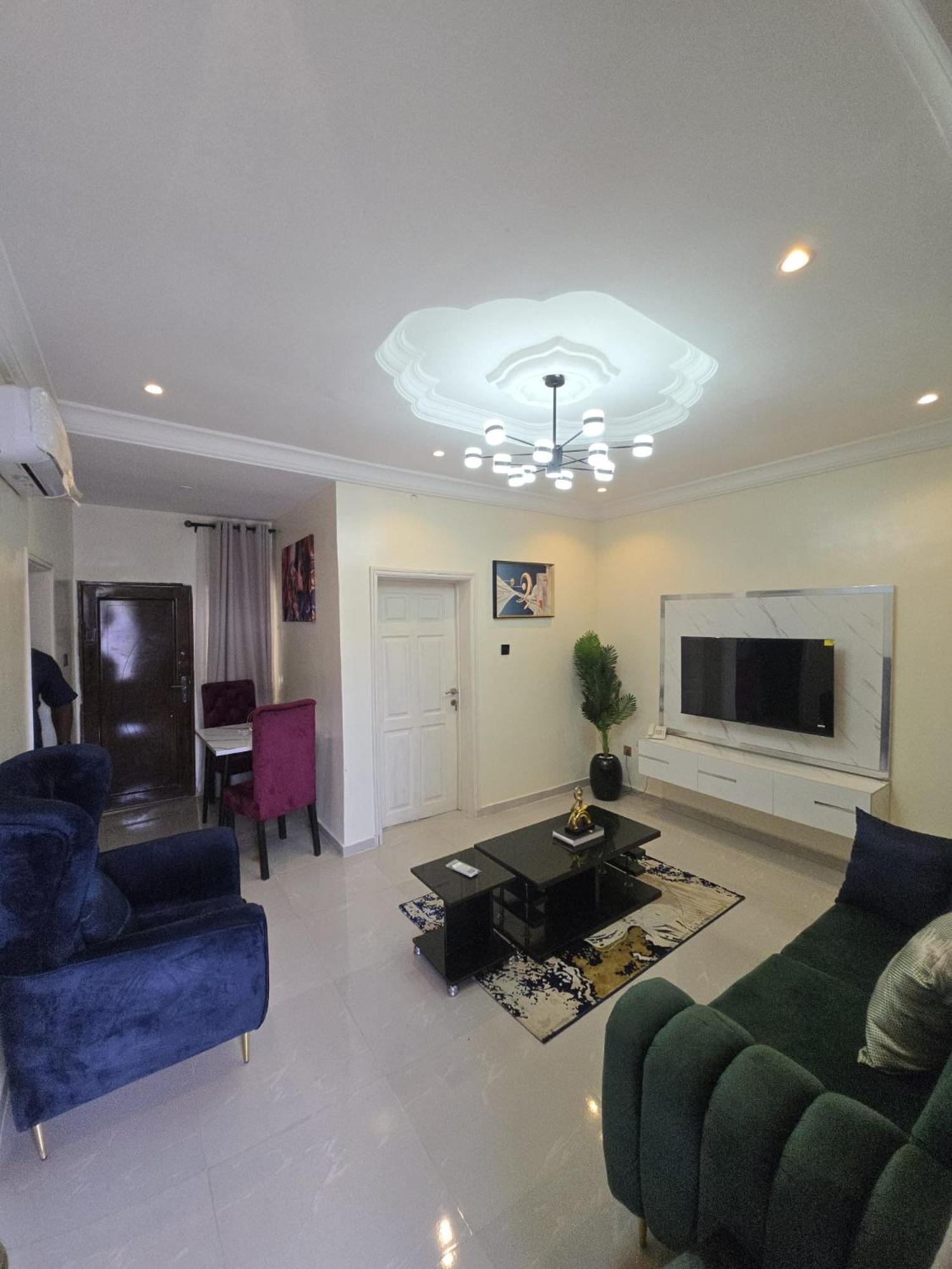 Advena Apartments