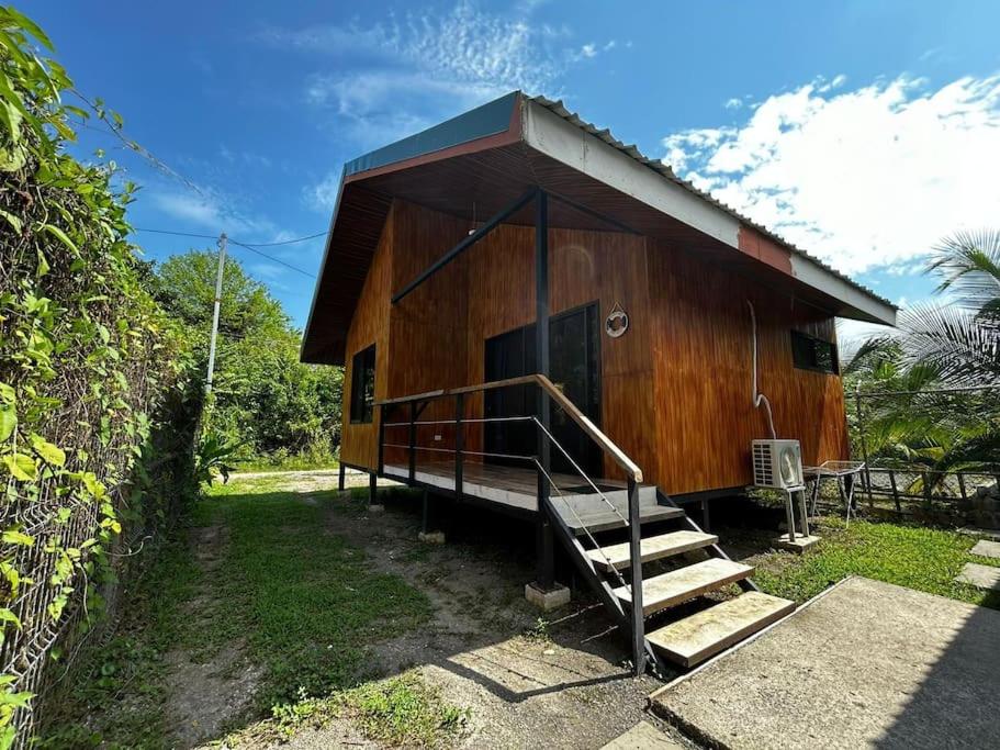 Cabinas Guacamaya Cabuya - 2 cuartos
