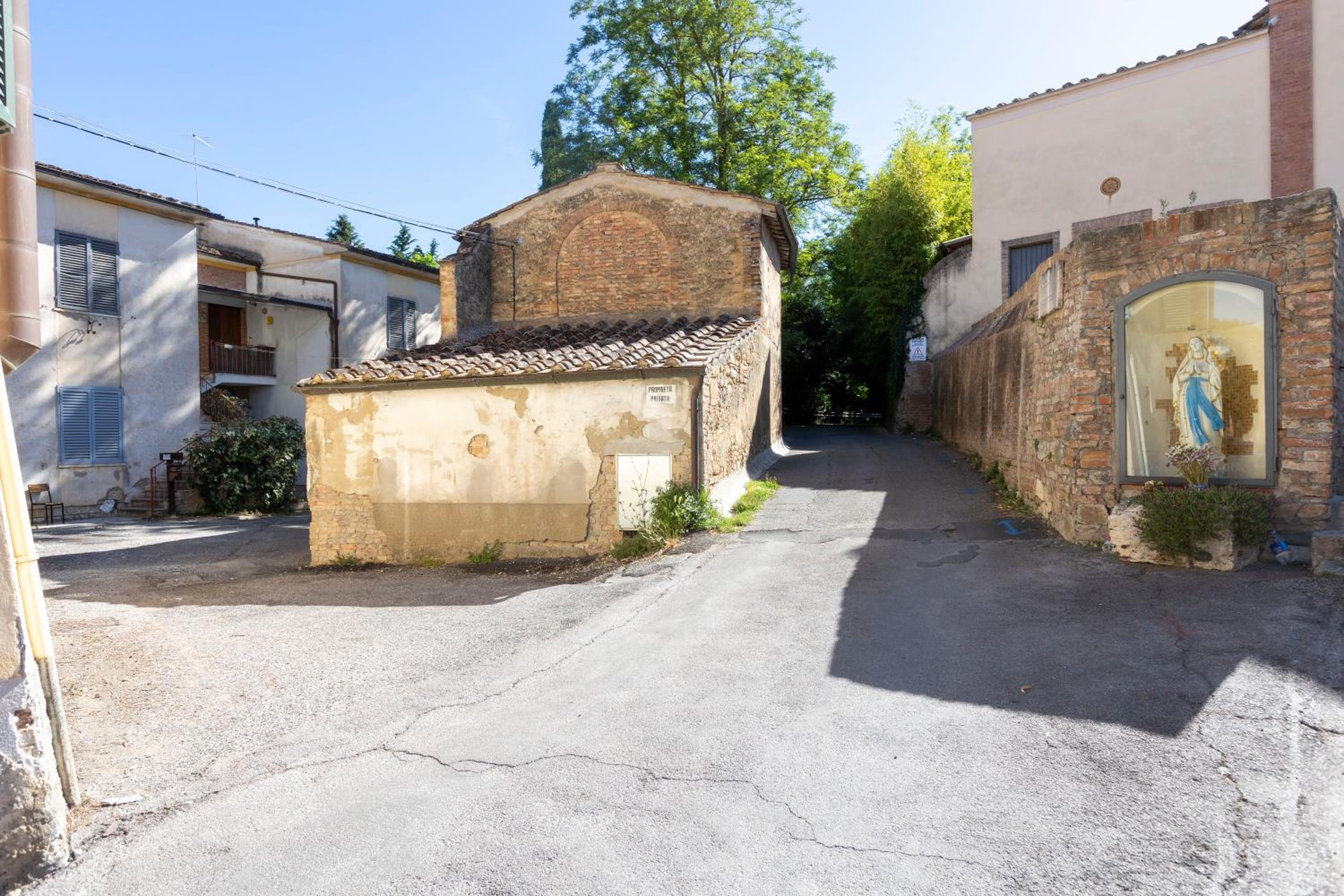 Sant'Eugenia91 - Fuori le mura con parcheggio - NaonBnB view 4