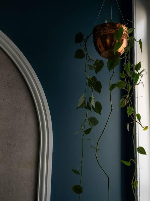 Degraves Della Casa- In the Heart of Melbourne CBD