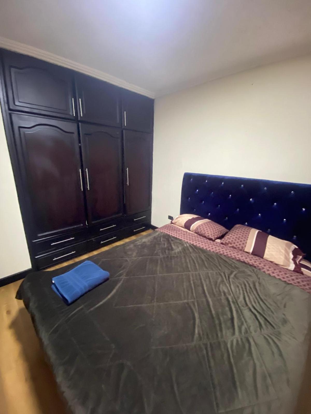 Lujoso Departamento con Muebles Exclusivos con Capacidad para 8 Personas IV