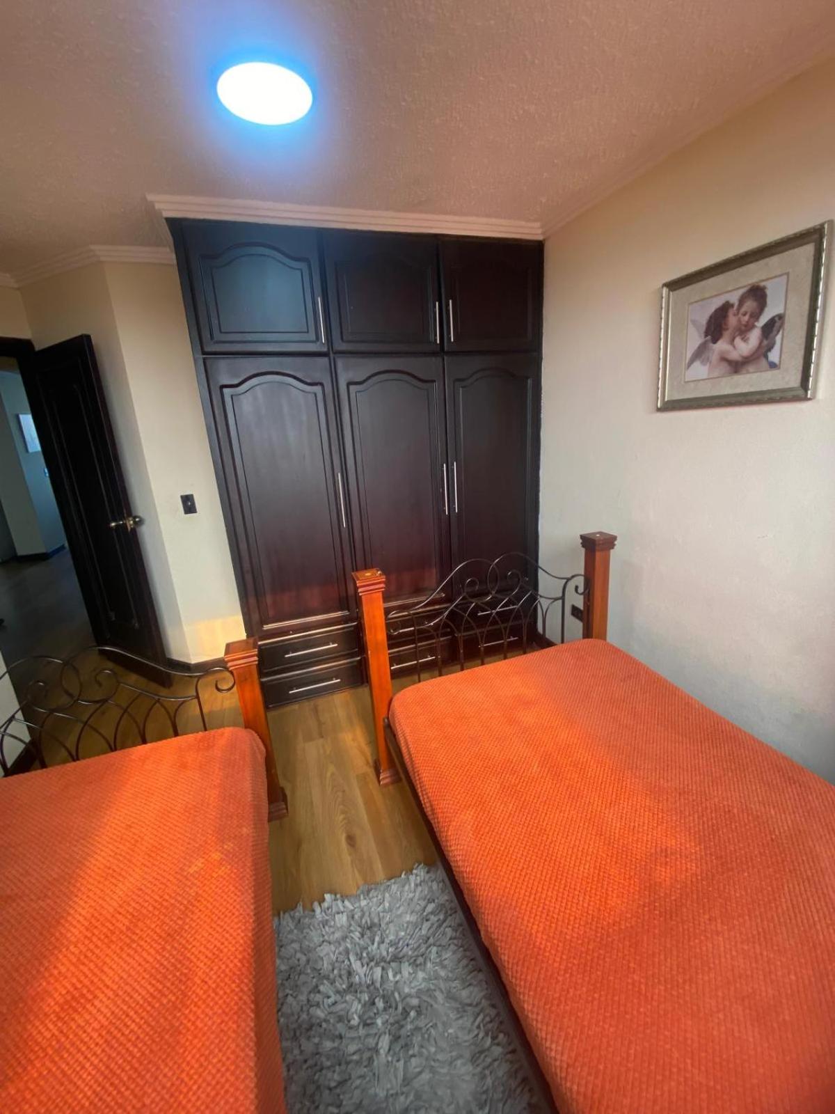 Lujoso Departamento con Muebles Exclusivos con Capacidad para 8 Personas IV
