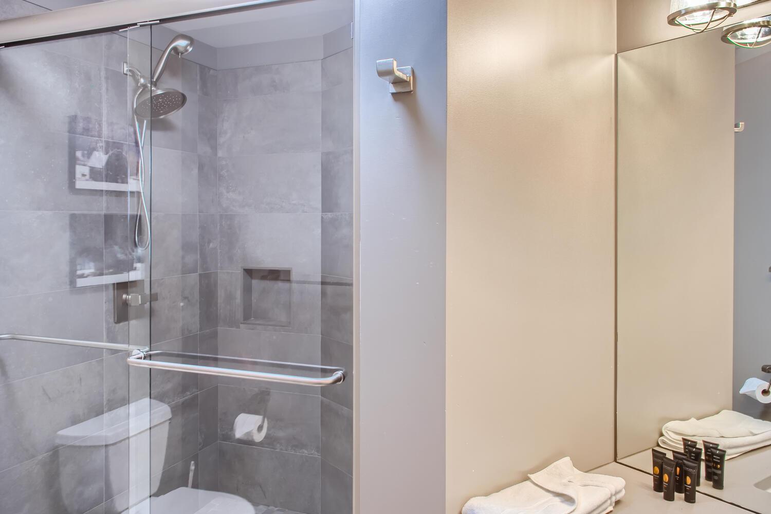 Stonegate Resort Unit B303