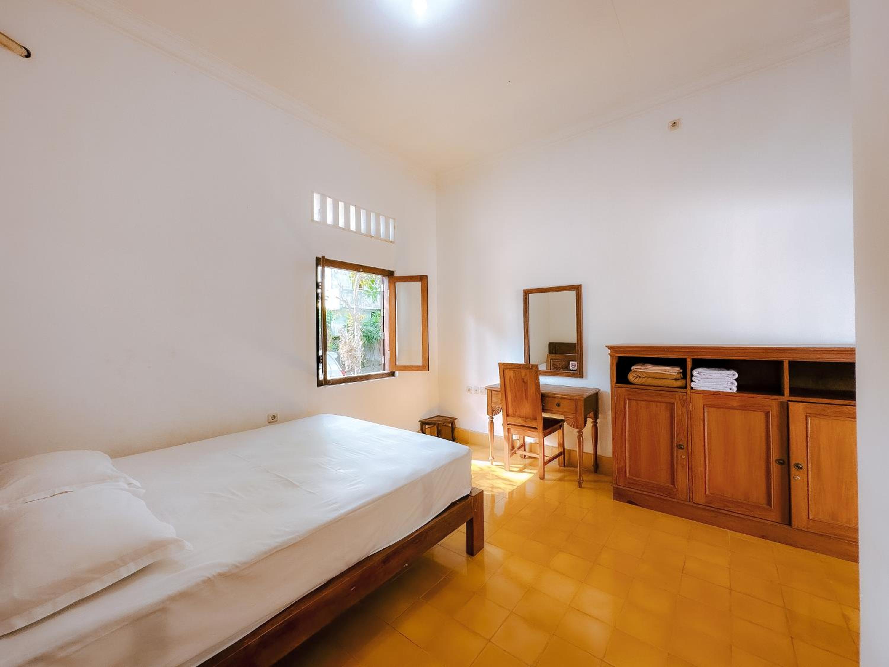 Four Bedroom Suite Maharani Villa Yogyakarta