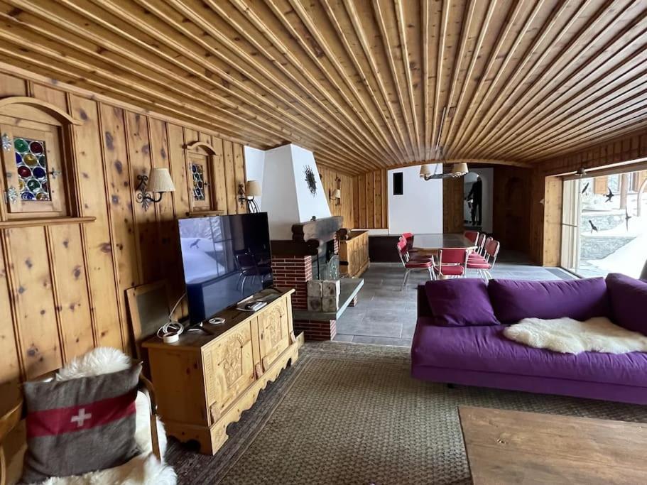Ski In&Out, Lenzerheide freistehendes Top CHALET, urchig, gross