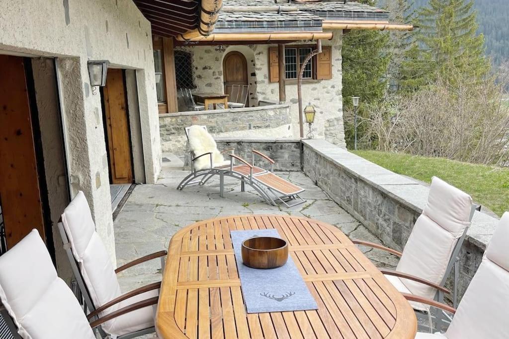 Ski In&Out, Lenzerheide freistehendes Top CHALET, urchig, gross