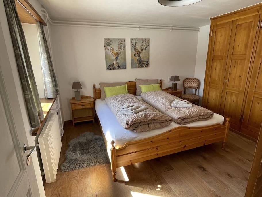 Ski In&Out, Lenzerheide freistehendes Top CHALET, urchig, gross