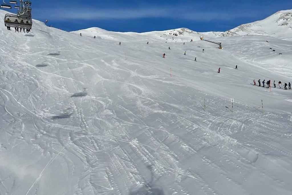 Ski In&Out, Lenzerheide freistehendes Top CHALET, urchig, gross