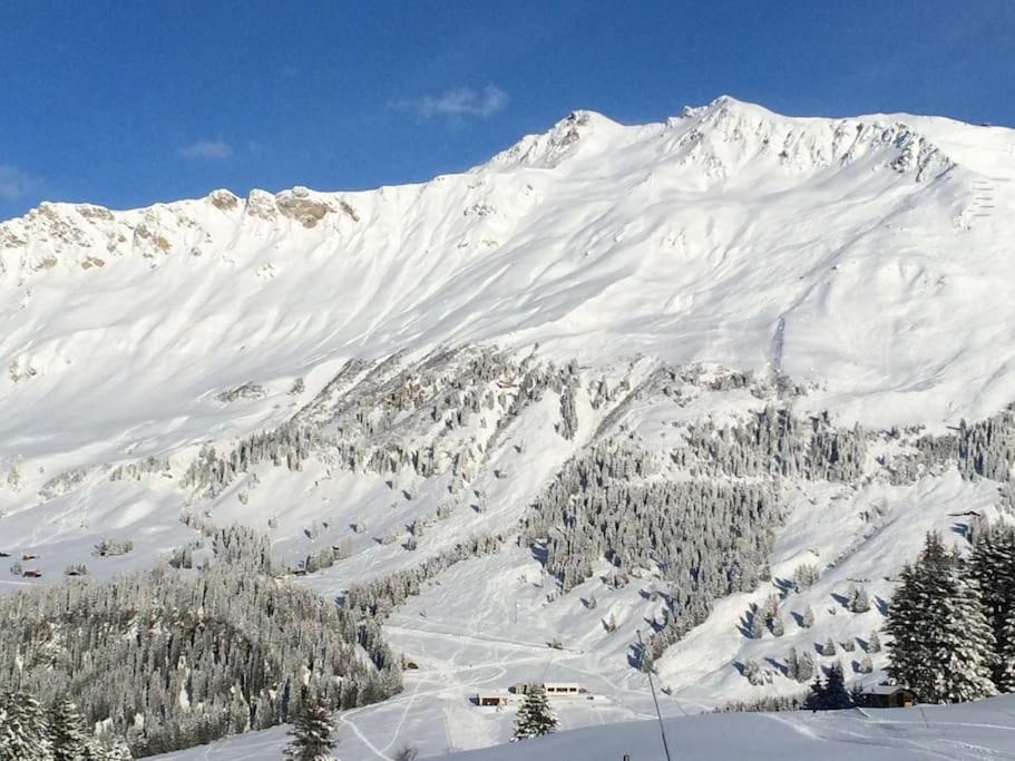 Ski In&Out, Lenzerheide freistehendes Top CHALET, urchig, gross