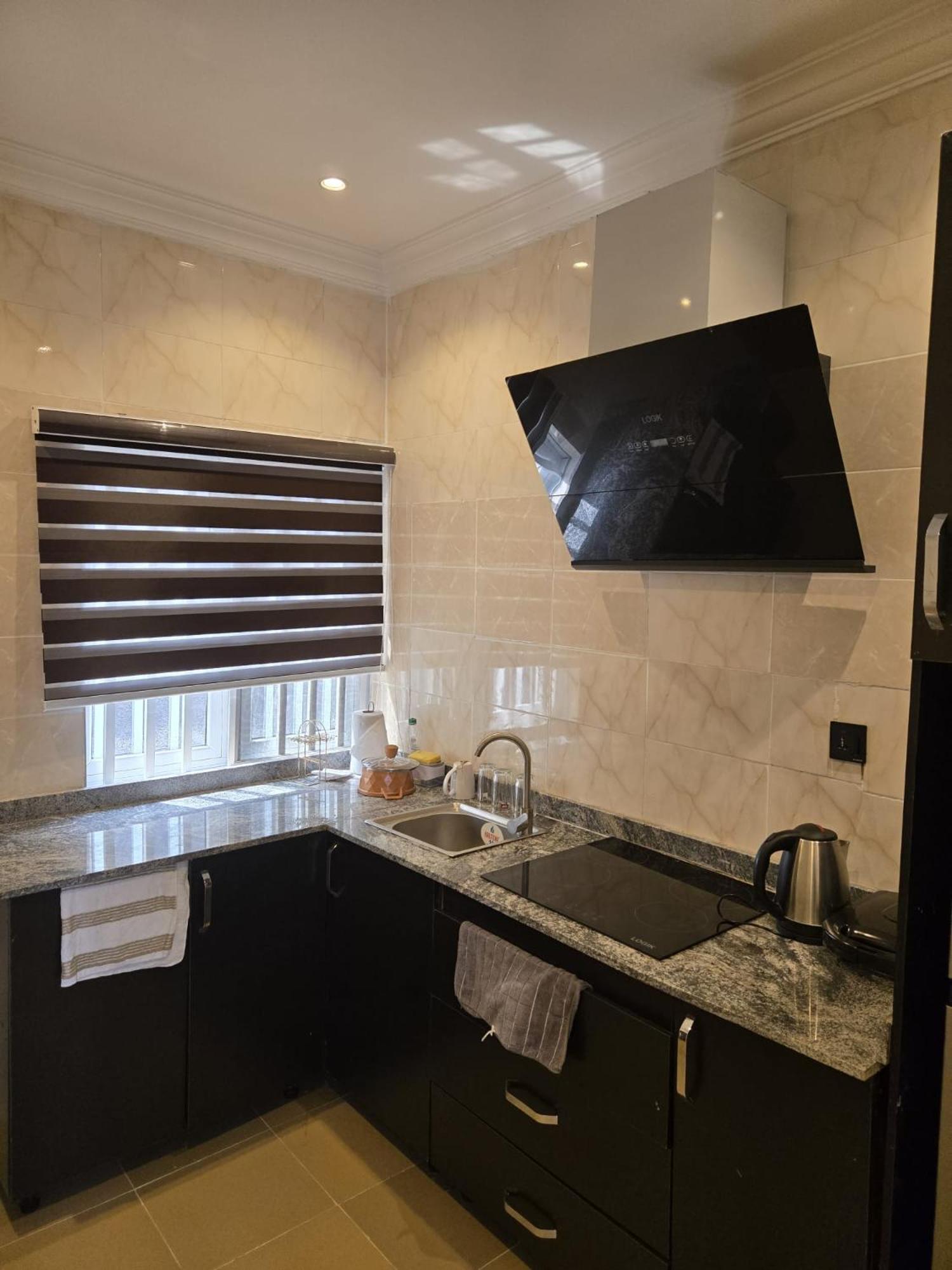 Advena Apartments