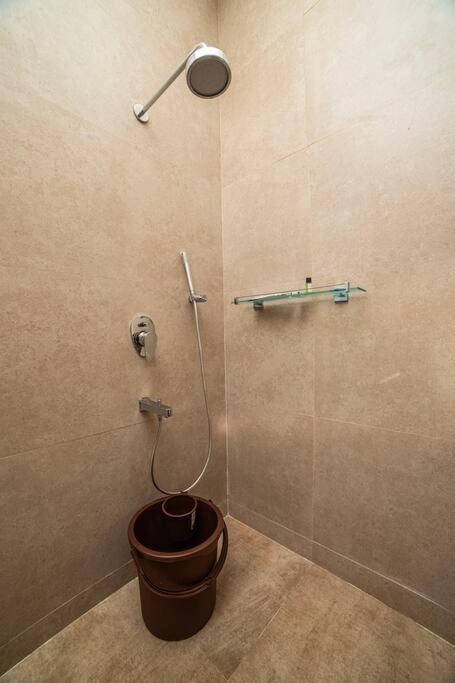 Photo 34