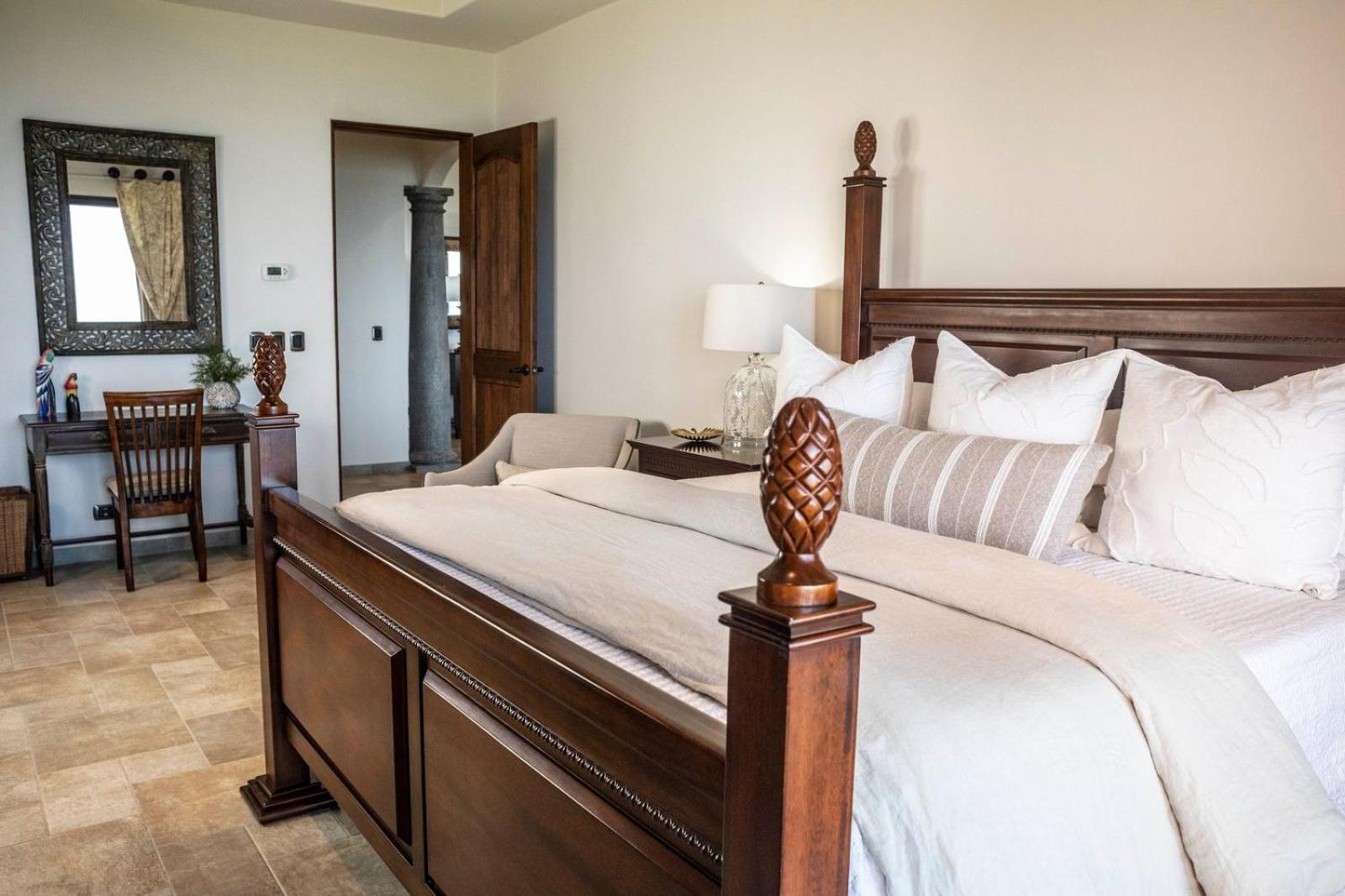 Las Ventanas del Mar-Ridge Condo #13