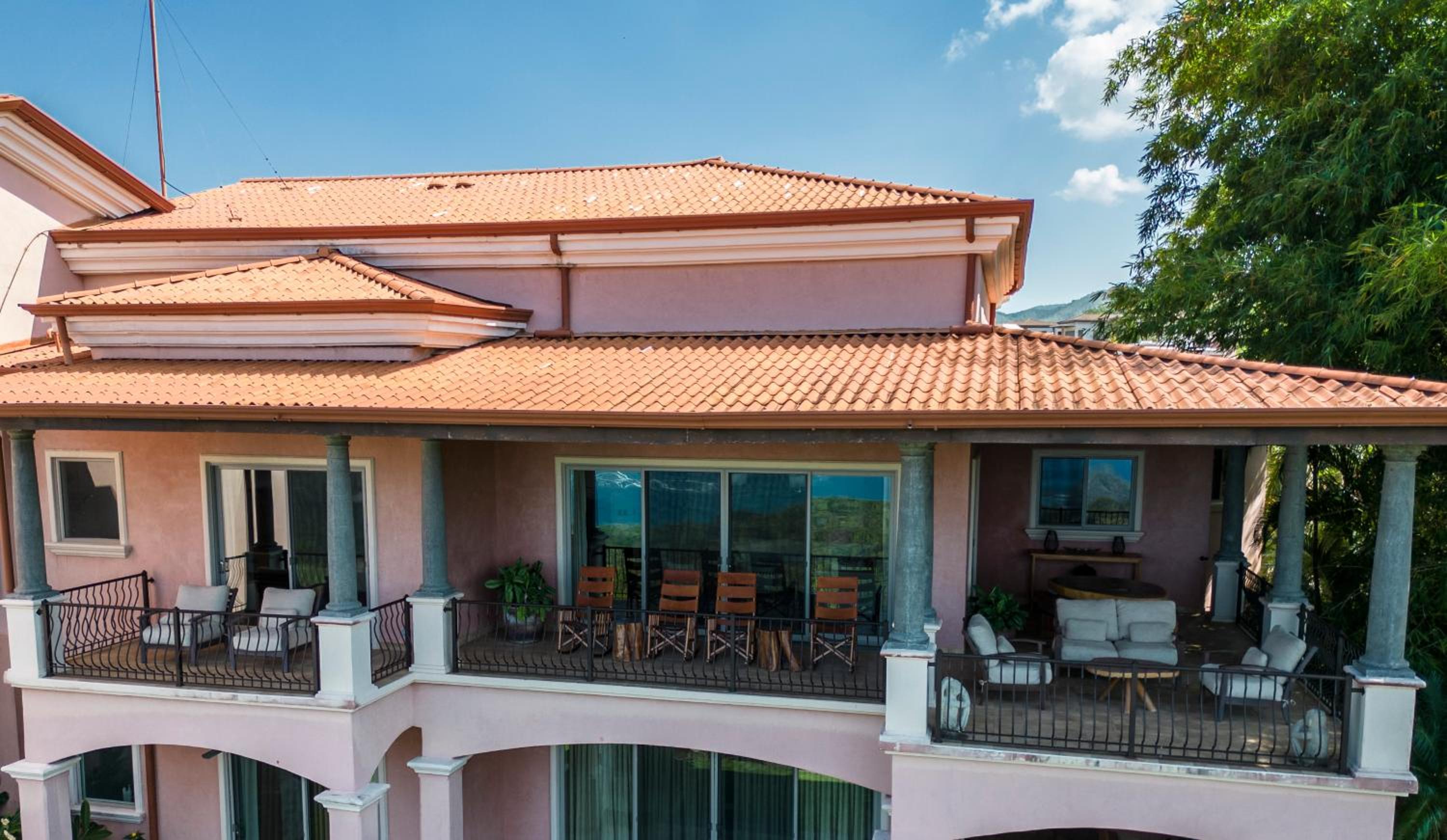 Las Ventanas del Mar-Ridge Condo #13