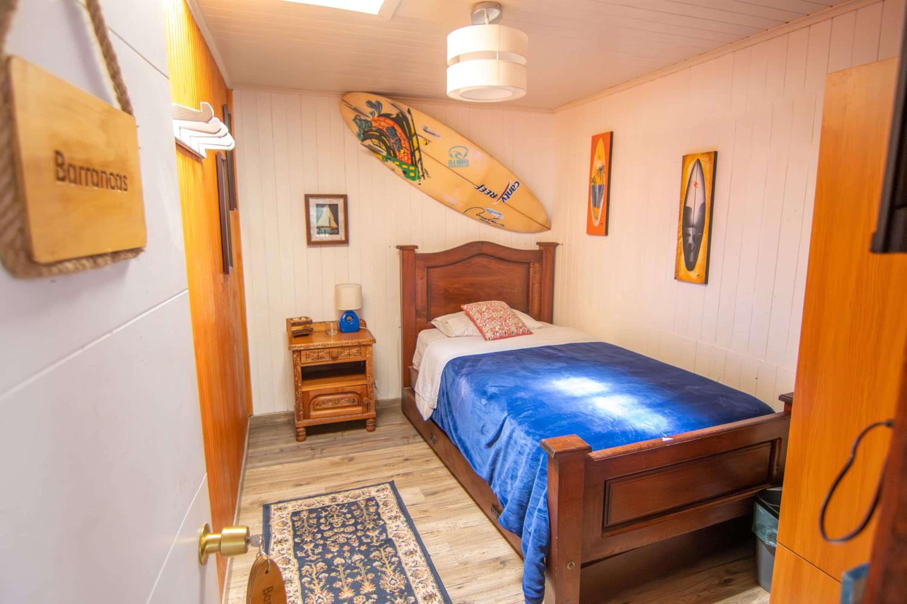 hostal ola brava