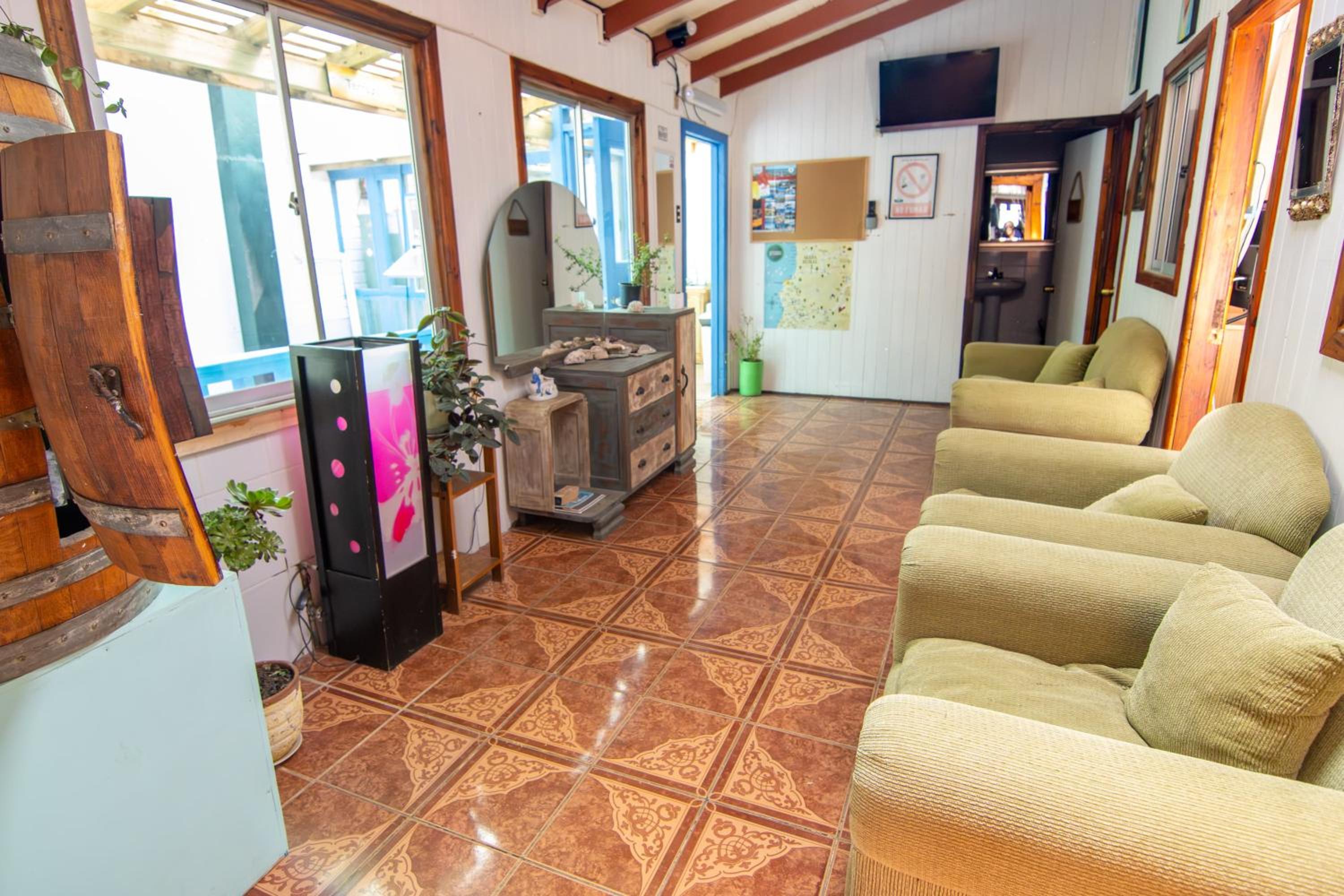 hostal ola brava
