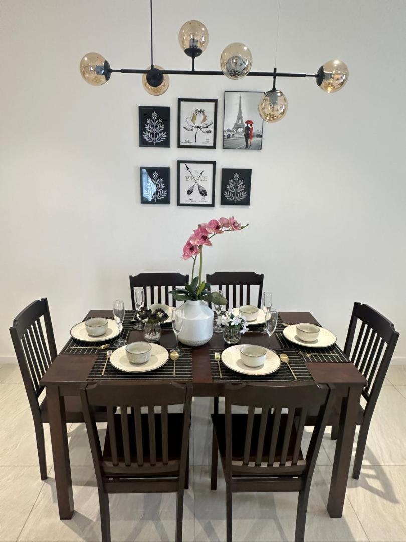 Luxury Suite at Quill Residences