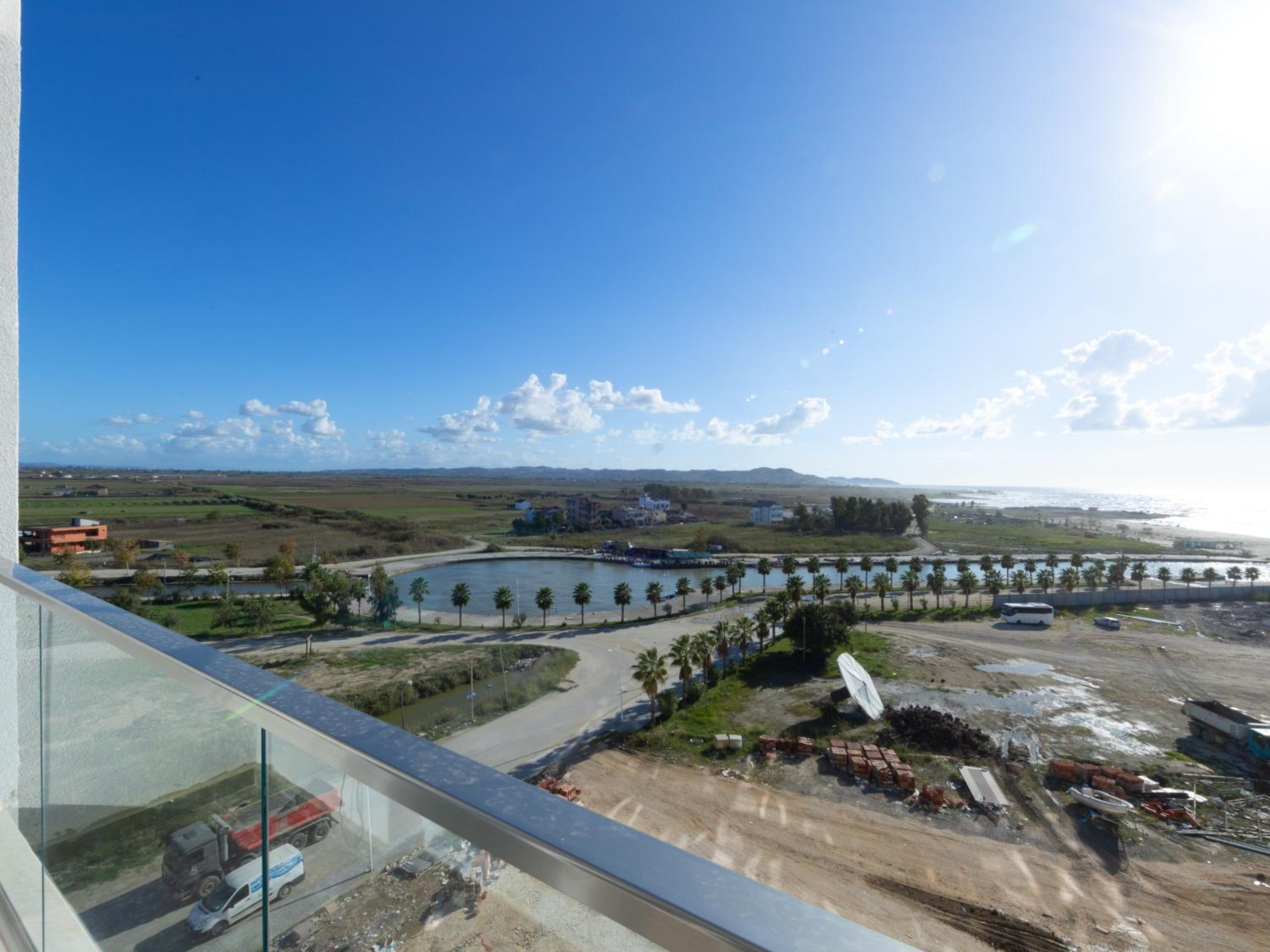 Seaview Apartment Qerret