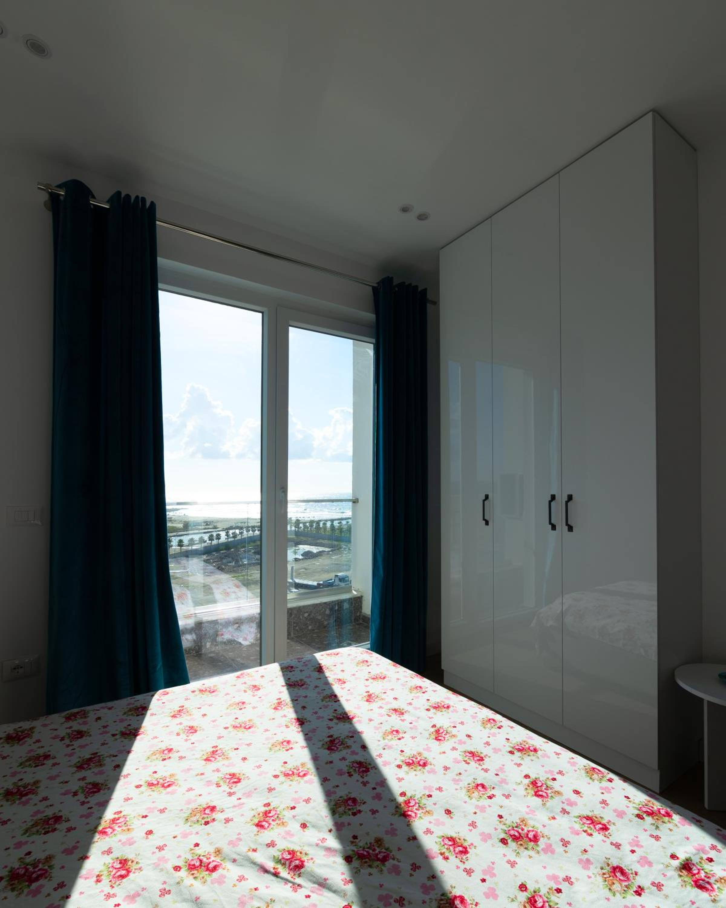 Seaview Apartment Qerret