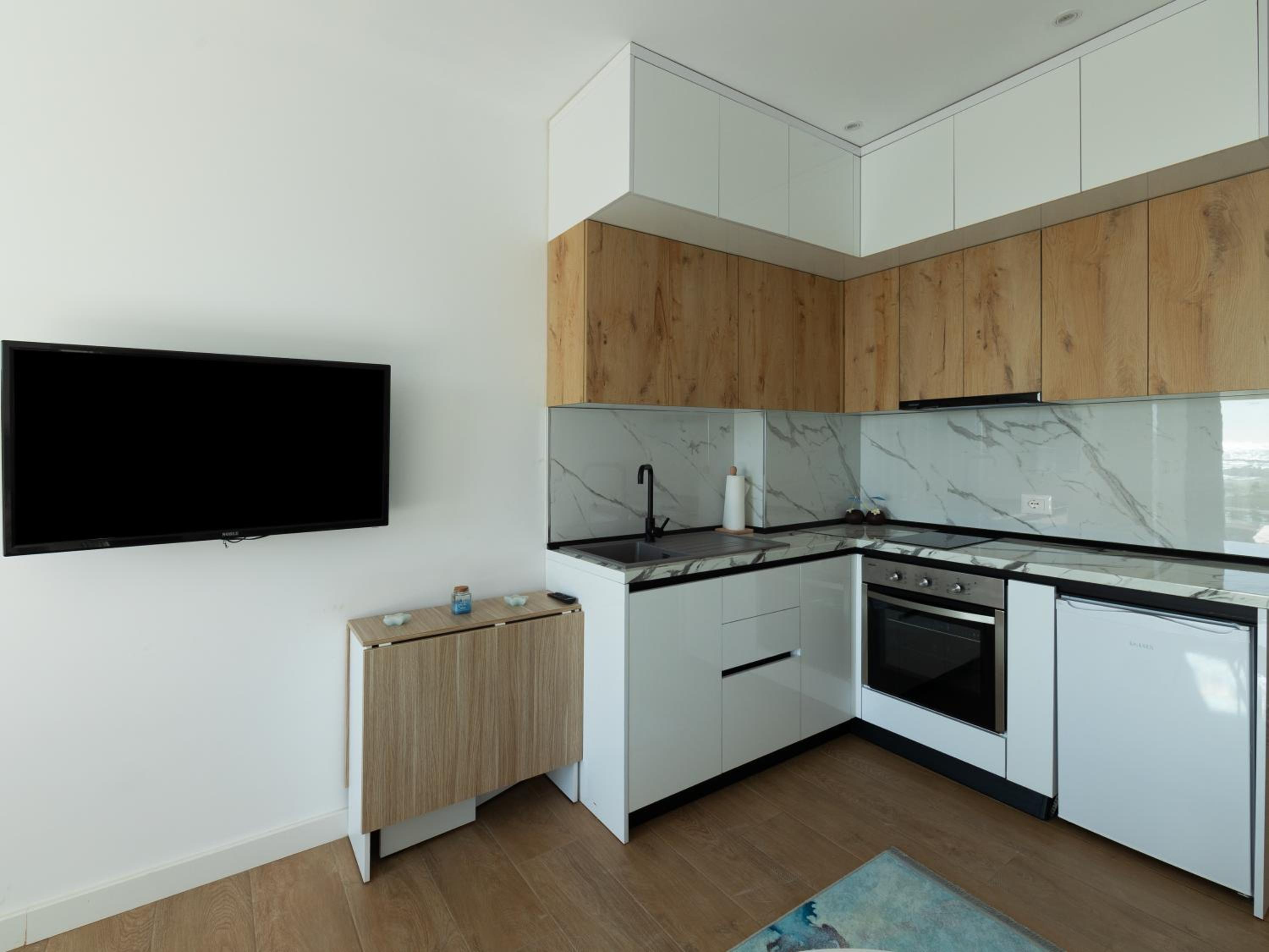 Seaview Apartment Qerret