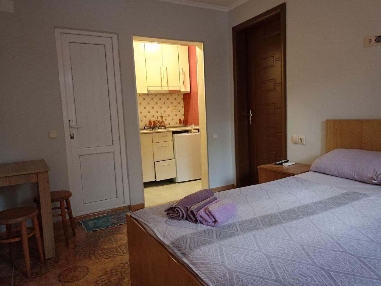 Guest house on Devyatnadtsataya