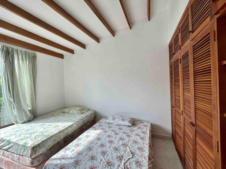 Hermosa casa en condominio Melgar!