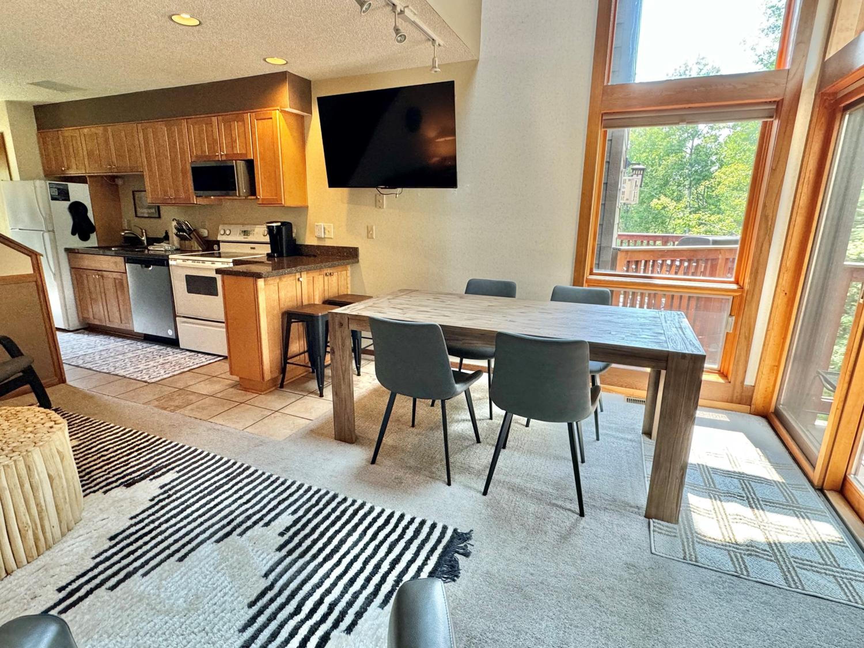 Cozy Townhome at Lutsen Mtn - Ski-in, Ski-out, Pool, Hot Tub, Fitness Center, resort amenities galore! view 5