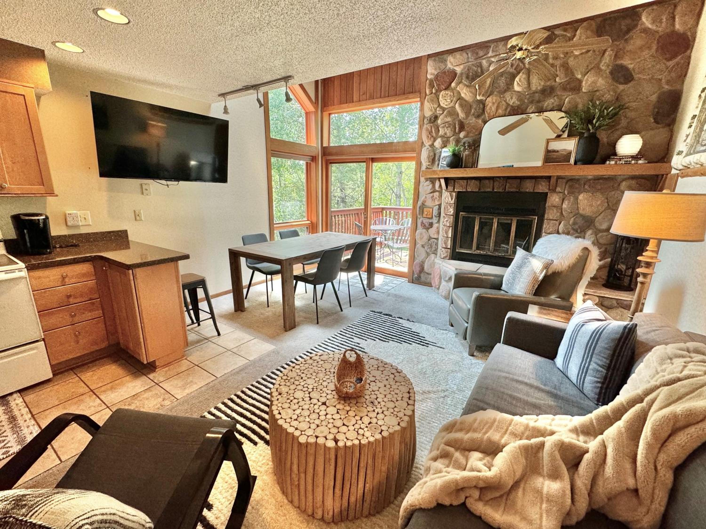 Cozy Townhome at Lutsen Mtn - Ski-in, Ski-out, Pool, Hot Tub, Fitness Center, resort amenities galore! view 4