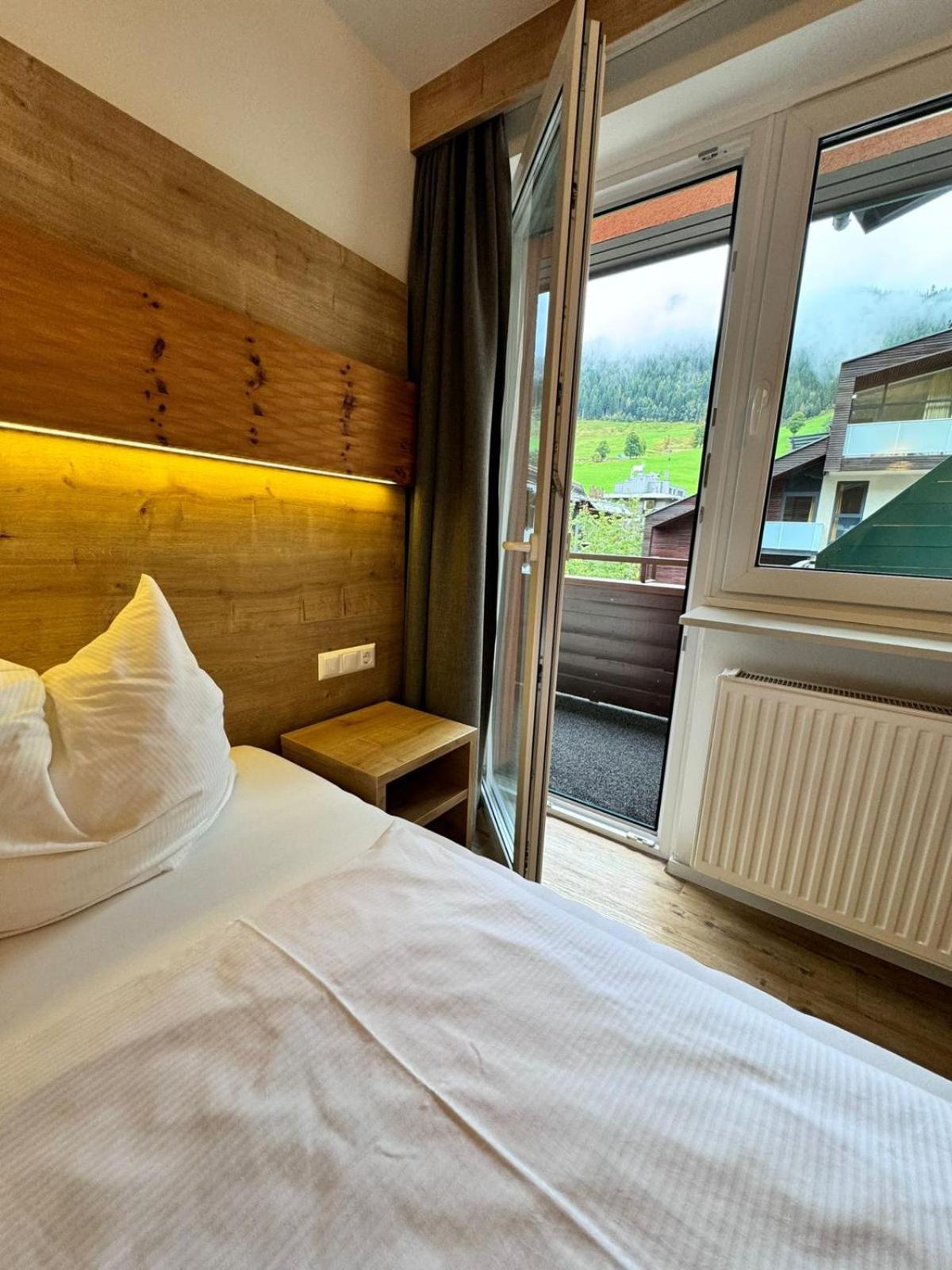 Pension Ahorn