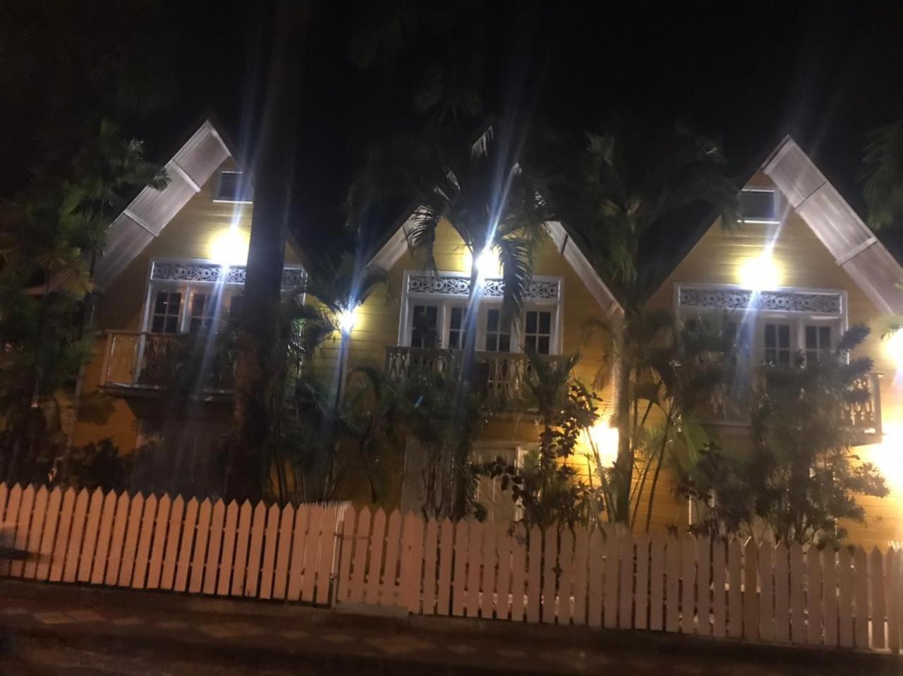 Charming Yellow Houses studio with terrace