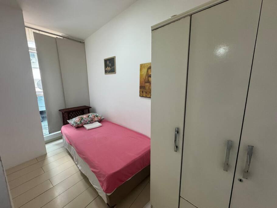 Apartamento Básico Wi-Fi próx Porto da Barra