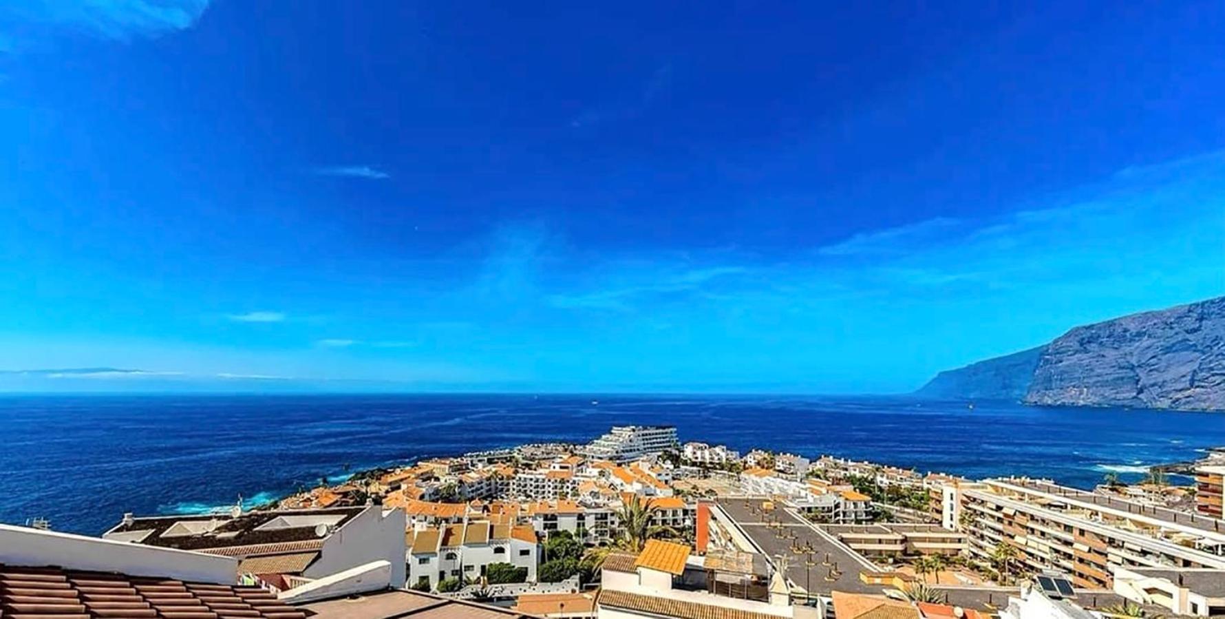 Cozy 2-Bedroom Apartament near Beach - Los Gigantes
