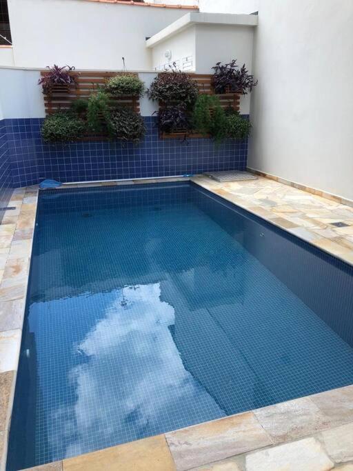 Apart Aconchegante no Itaguá, Ar nos 2 quartos
